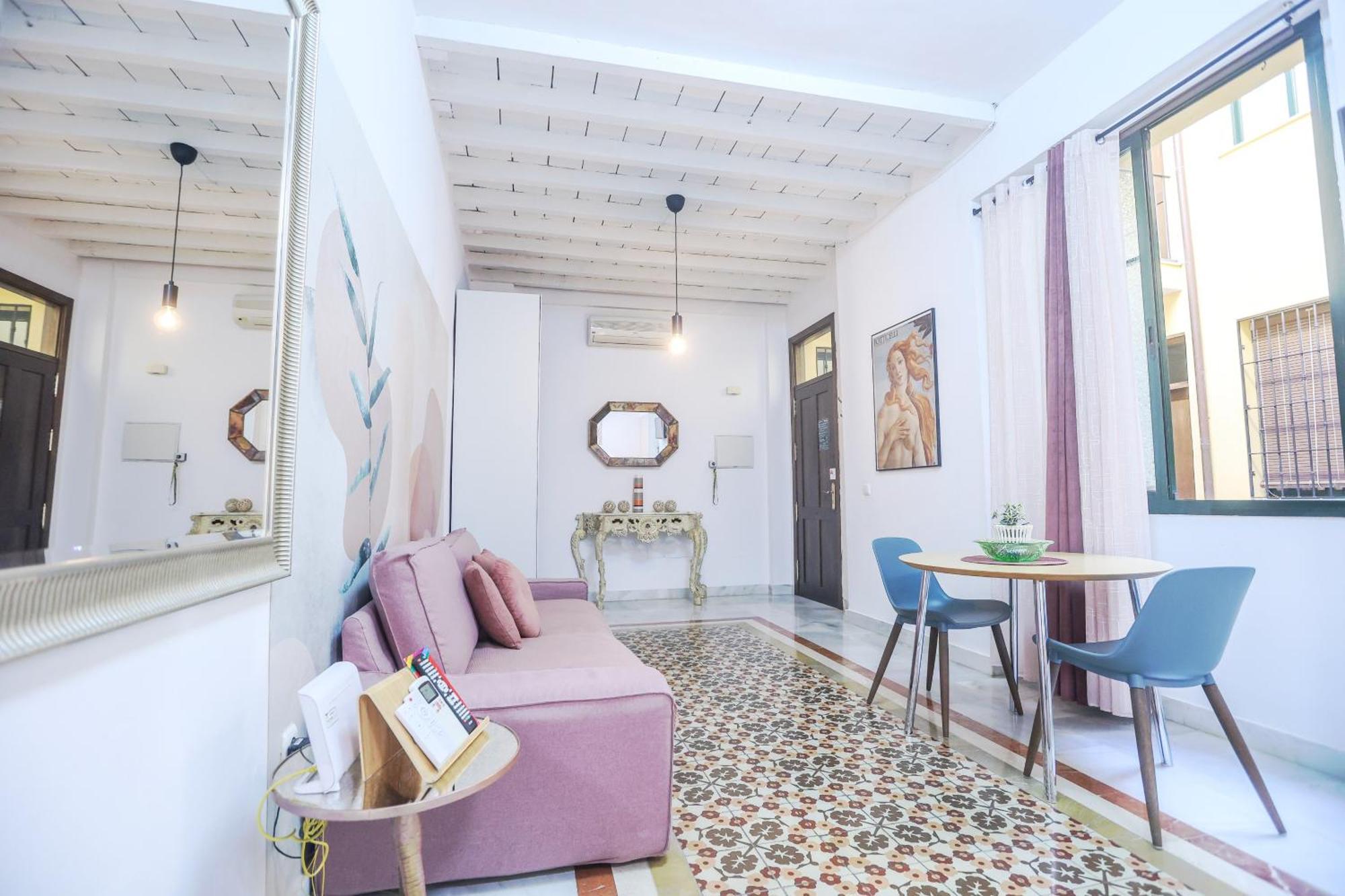 Dreams Oldtown Free Parking By Easytrip * Málaga