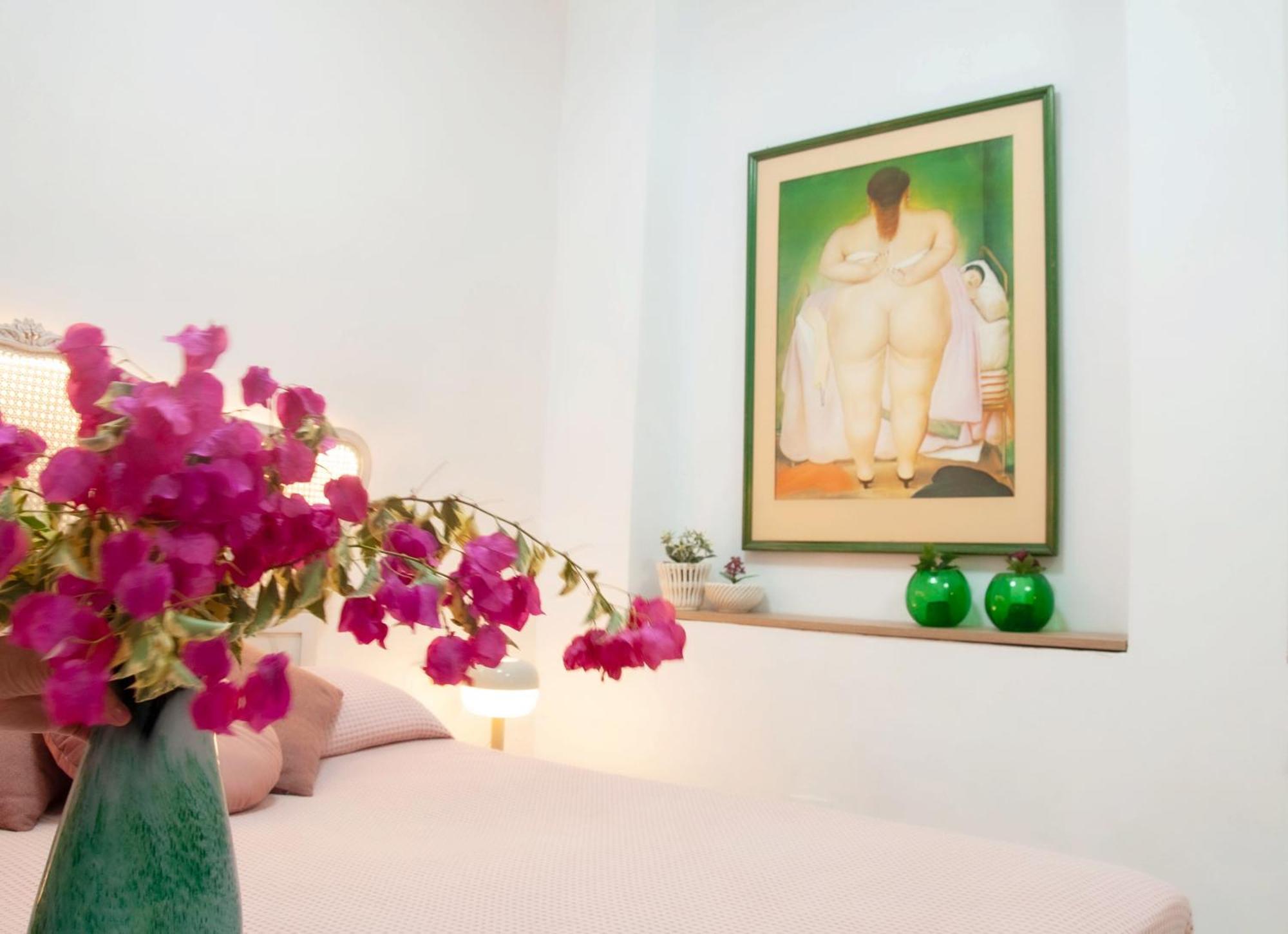 Dreams Oldtown Free Parking By Easytrip * Màlaga