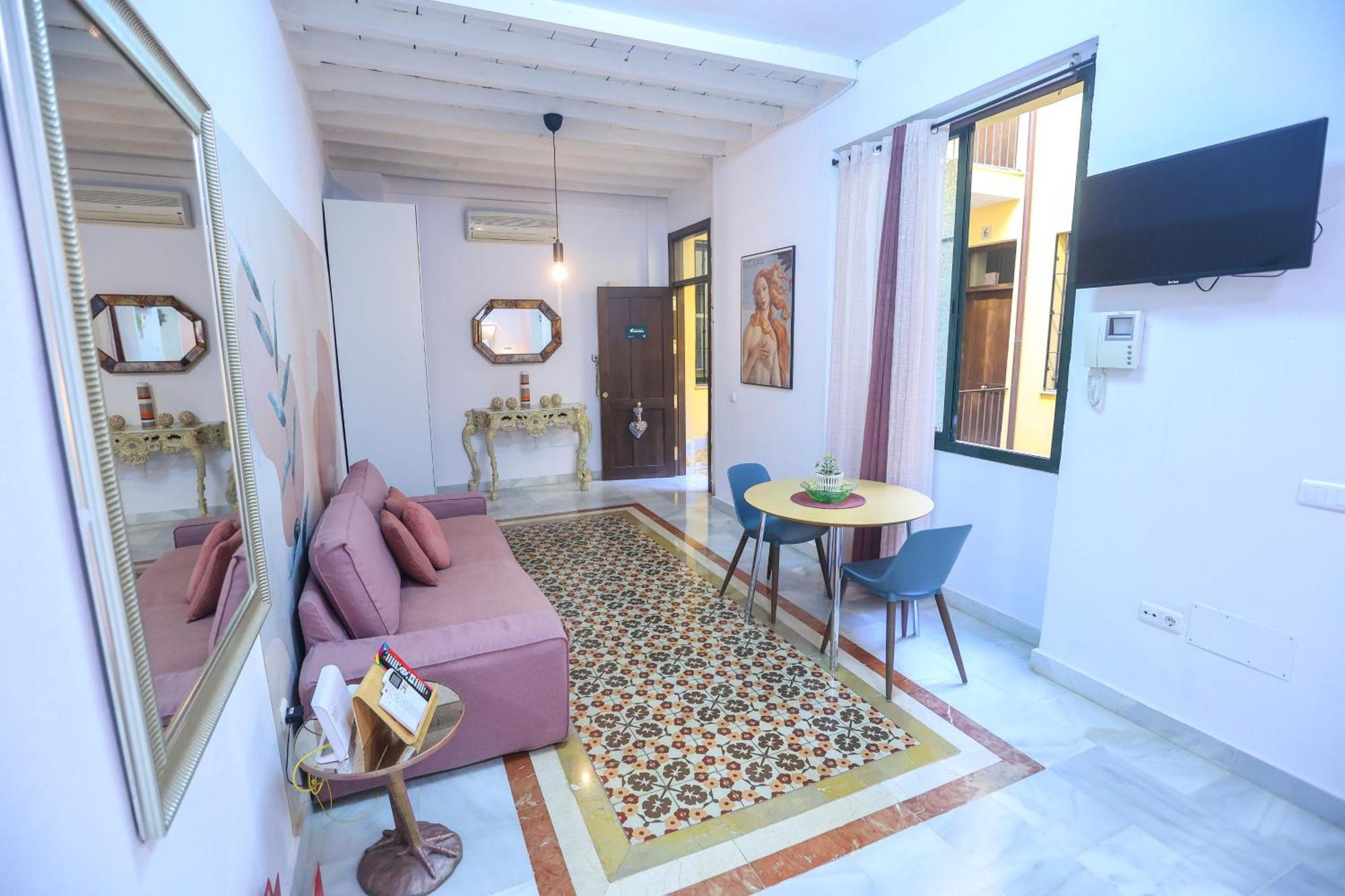 Dreams Oldtown Free Parking By Easytrip * Málaga
